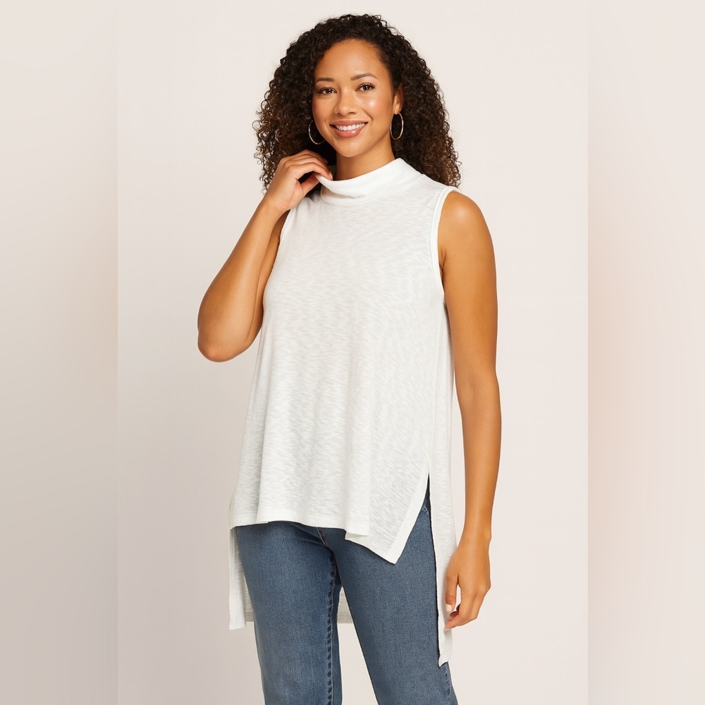 THYME & HONEY | Elegant Cream Sleeveless Tunic High Low Hem
